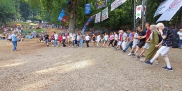Çınarcık’ta 4. Karadeniz Şenlikleri renkli görüntülere sahne oldu