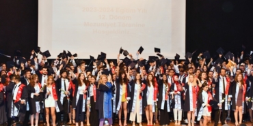 ÇOMÜ Tıp Fakültesi 12. Dönem Mezuniyet Töreni gerçekleştirildi