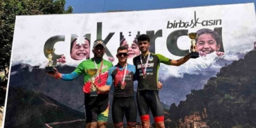 Dağ bisikleti yarışlarında şampiyon Ümraniye