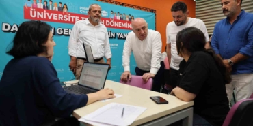 Darıca Belediyesi’nden gençlere üniversite tercih desteği