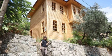 Dedesi Hulusi Kentmen Evini gezdi