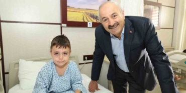 Delikanlılığa adım atan çocuklara moral hediyesi