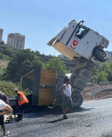 Devrilen tırın kupası şaha kalktı