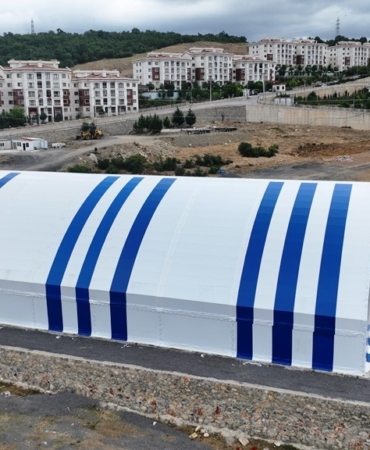 Dilovası kapalı halı saha projesinde sona doğru