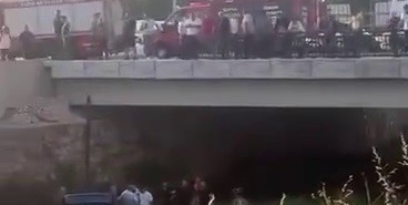 Direksiyon hakimiyetini kaybedip dereye uçtu