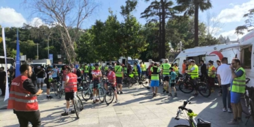 Dolmabahçe’den 15 Temmuz Şehitler Anıtı’na Gazze için pedal çevirdiler