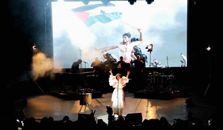 Dünya Barışının simge ismi Mathlouthi, Bursa Festivali’nde