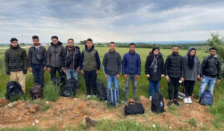Edirne’de bir haftada 282 kaçak göçmen ve 5 organizatör yakalandı