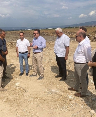 Edremit Tarıma Dayalı İhtisas Organize Sanayi Bölgesinde incelemelerde bulundular