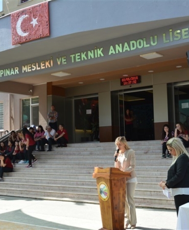 Edremit’te 16 okul müdürünün görev yeri değiştirildi