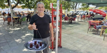 Erdek’te baba-oğul 35 yıllık geleneği sürdürüyor