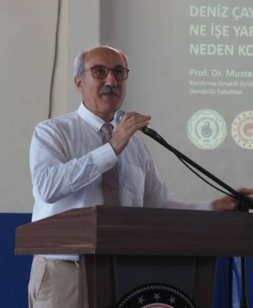 Erdek’te ’Deniz Çayırları’ paneli düzenlendi