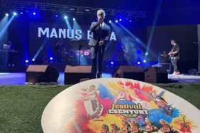 Esenyurtlular Manuş Baba konseriyle doyasıya eğlendi