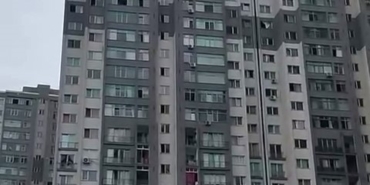 Esenyurt’ta sitede yangın paniği