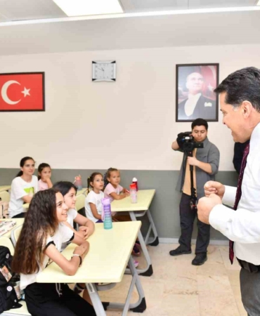 Esenyurt’ta yaz kültür sanat okulları başladı