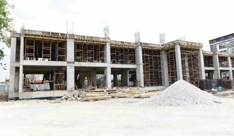 Ezine Belediyesi’nden Şehir Gelişimine Yönelik Bir Dizi Önemli Çalışma