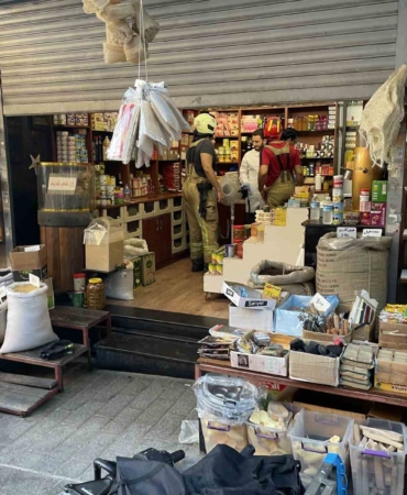 Fatih’te arızalanan yük asansörüne başı sıkışan işçi hayatını kaybetti