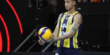 Fenerbahçe Kadın Voleybol Takımı, 4 isimle sözleşme yeniledi