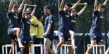 Fenerbahçe, yeni sezon hazırlıklarını sürdürdü