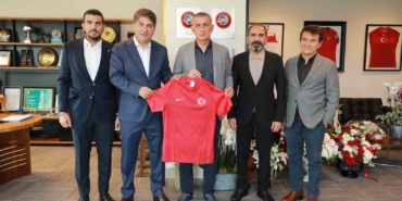 Fenerbahçe’den TFF Başkanı Hacıosmanoğlu’na ziyaret