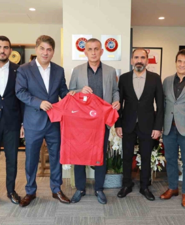 Fenerbahçe’den TFF Başkanı Hacıosmanoğlu’na ziyaret