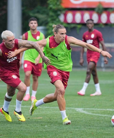 Galatasaray, çalışmalarını sürdürdü