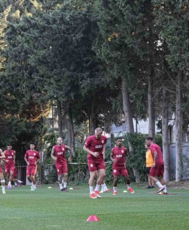 Galatasaray, yeni sezon hazırlıklarını sürdürdü