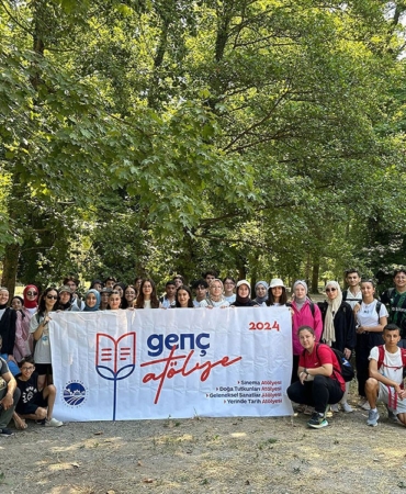 Gençler Büyükşehirle Maden Deresi’nde keyifli bir yolculuğa çıktı