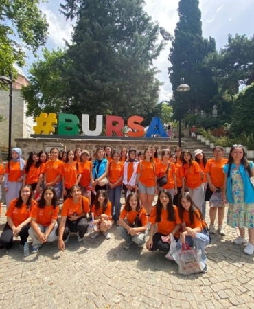 Gençlere doğayla iç içe kamp fırsatı