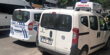 Geri geri manevra yaparken 3 yayayı hastanelik etti