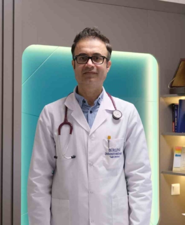 Güneşlenirken uyuyanlar dikkat: “Hayatı tehdit eden bir durum”