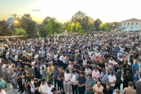 Haniye’ye düzenlenen suikast yürüyüşle protesto edildi