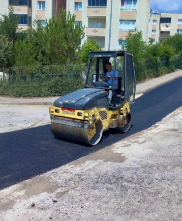 İlimtepe Mahallesinde asfalt çalışması