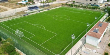 İnegöl Yeniceköy futbol sahası yenilendi