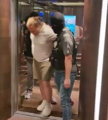 Interpol’ün kırmızı bültenle aradığı uyuşturucu çetesi lideri İstanbul’da yakalandı