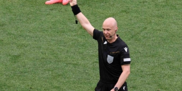 İspanya - Almanya maçında Anthony Taylor düdük çalacak