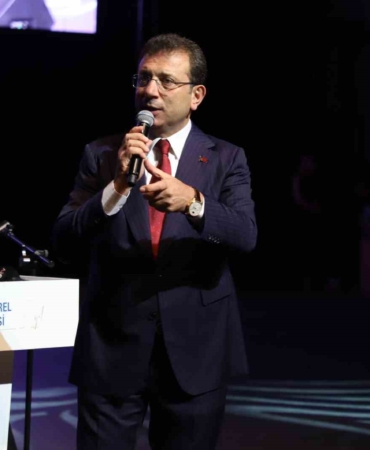 İstanbul Arel Üniversitesi’nde mezuniyet coşkusu