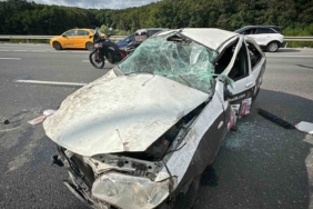 İstanbul Havalimanı yolunda feci ölüm: Camdan fırlayan genç hayatını kaybetti