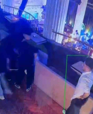 İstanbul’da eğlence mekanında fenomen kıza saldırı kamerada: Başına topuklu ayakkabıyla vuruldu, 12 dikiş atıldı