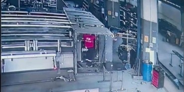 İstanbul’da klima cinayeti kamerada: Kafa atarak arkadaşını öldürdü