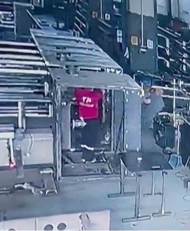 İstanbul’da klima cinayeti kamerada: Kafa atarak arkadaşını öldürdü