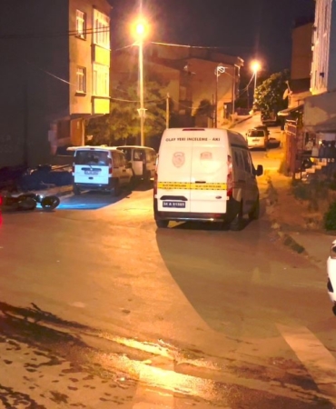 İstanbul’da sokak ortasında iki grup arasında çatışma çıktı: 3 yaralı