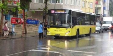 İstanbullular yağmura hazırlıksız yakalandı