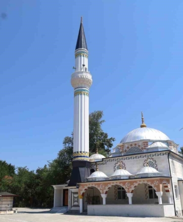 İzmit Kaynarca Camisi ibadete açıldı