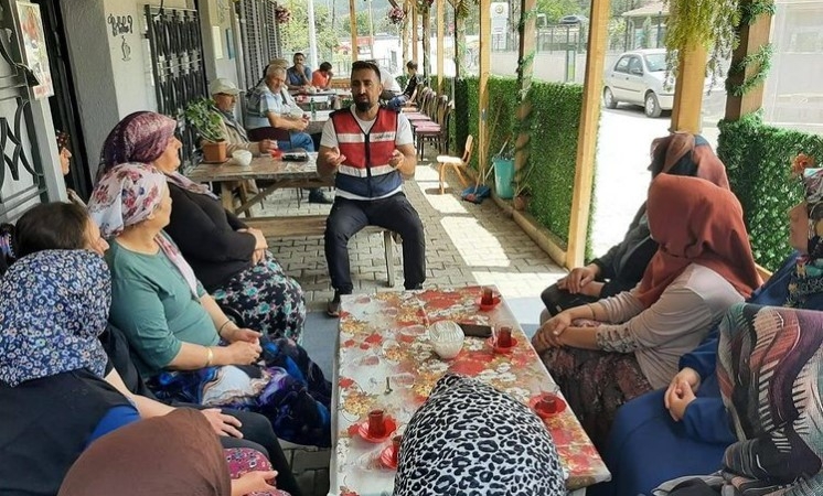 Jandarmadan bilgilendirme çalışması