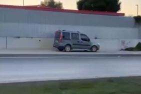 Kaldırıma çıkıp ters yönde ilerleyen sürücü kamerada