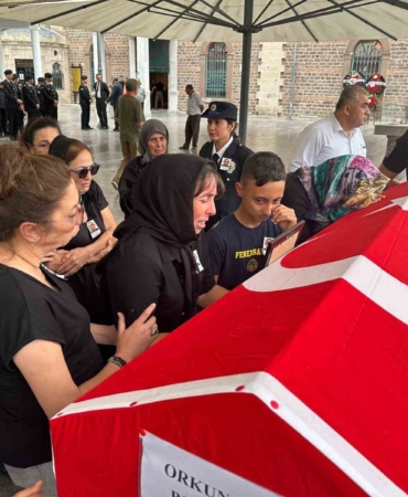 Kalp krizi geçiren polis Kızıltaş gözyaşları arasında uğurlandı