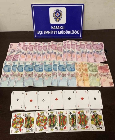 Kapaklı’da kumar oynayan şahıslar suçüstü yakalandı