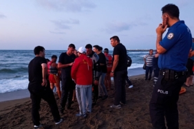 Karasu’da denize giren Moldovalı boğuldu