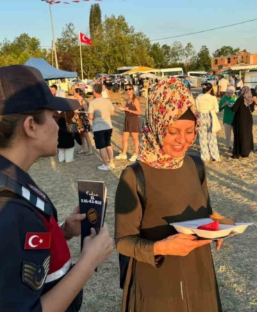 Karpuz Şenliğinde KADES uygulaması tanıtıldı